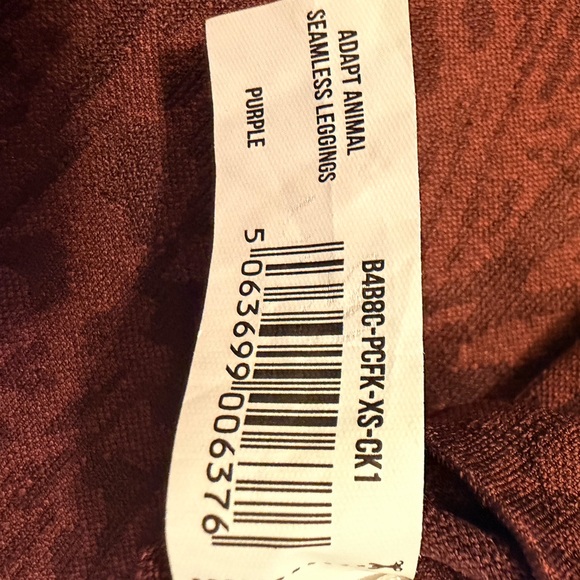 Gym Shark Adapt Animal Seamless High-Rise Purple Leggings - Picture 7 of 8